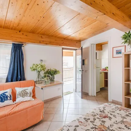 Terrace In Simple Duplex Appartamento Viareggio