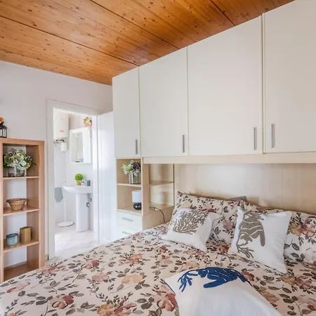 Terrace In Simple Duplex Viareggio