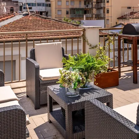 דירה Terrace In Simple Duplex