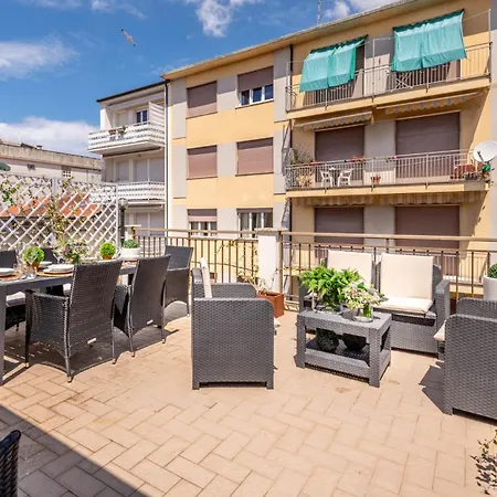 Terrace In Simple Duplex
